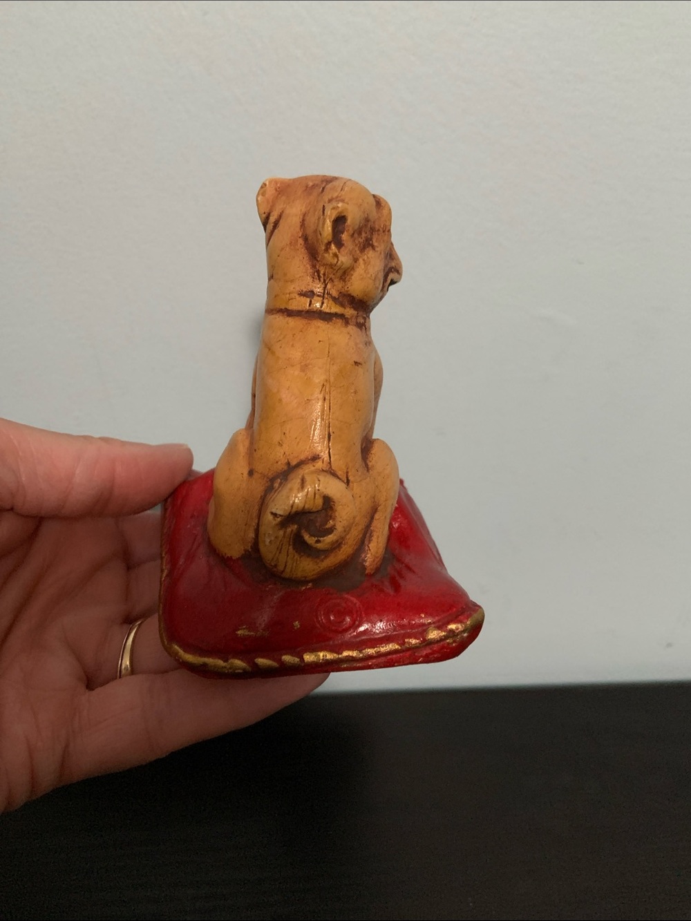 Small Dog Chalkware Figure - Picture 4 of 7